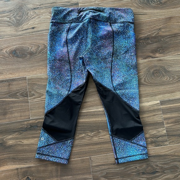 Lululemon leggings - Picture 2 of 2